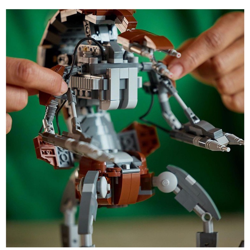LEGO Star Wars Droideka Build and Display Set 75381 - Picture 5 of 8